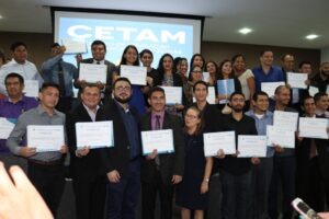 Imagem da notícia - Cetam certifica primeira turma de surdos em curso de qualificação profissional