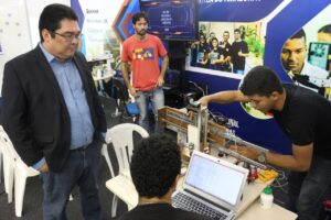 Imagem da notícia - Alunos do Cetam apresentam soluções inovadoras durante Semana de Ciência e Tecnologia