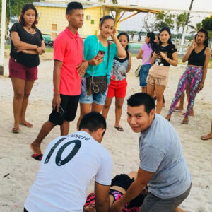 Imagem da notícia - Alunos do Curso Técnico em Enfermagem realizam simulação de primeiros socorros nas ruas de Nhamundá