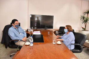 Imagem da notícia - Professora Therezinha Ruiz vem ao Cetam dar as boas vindas à nova direção