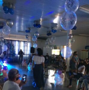 Imagem da notícia - Alunas desfilam suas próprias criações