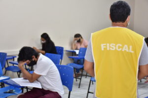 Imagem da notícia - Cetam aplica provas do processo seletivo com mais de 3 mil vagas no Amazonas