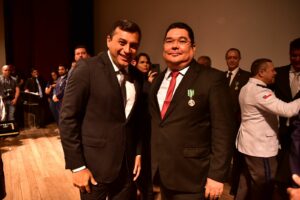 Imagem da notícia - Presidente do Cetam recebe a Medalha Tiradentes a maior honraria da Polícia Militar