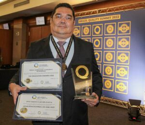 Imagem da notícia - Diretor-presidente do Cetam recebe título de Líder Educacional do Ano 2022