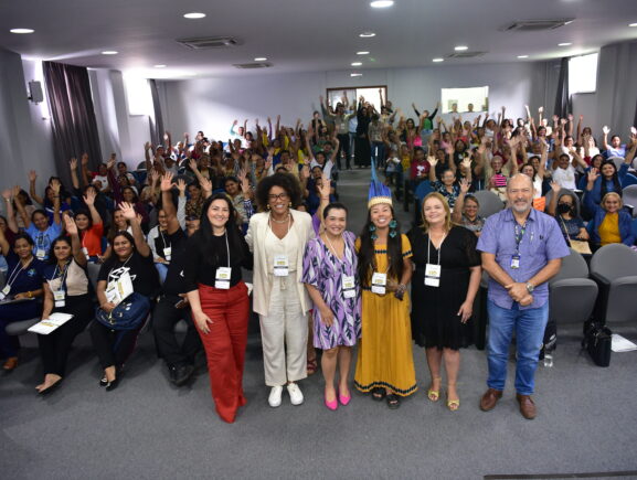Governo do Amazonas inicia atividades do Programa Mulheres Mil