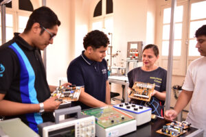 Imagem da notícia - Cetam abre 5,7 mil vagas em cursos técnicos e lança 1º curso de Inteligência Artificial