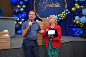 Imagem da notícia - Cetam homenageia professora Cleide Porto no encerramento do Ano Letivo 2025